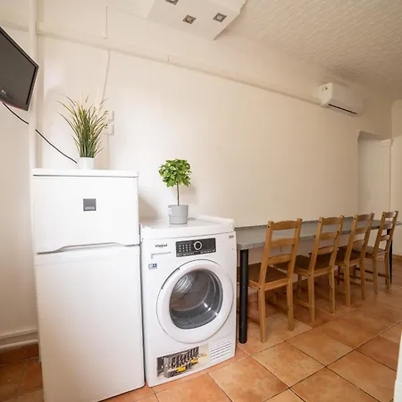 Comfort 28 - Great Value With Full Kitchen * Miškovec