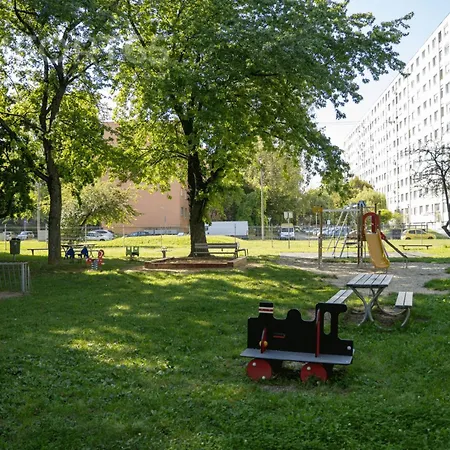 Comfort 28 -- 2-room Near Park, Netflix & Parking * Miskolc