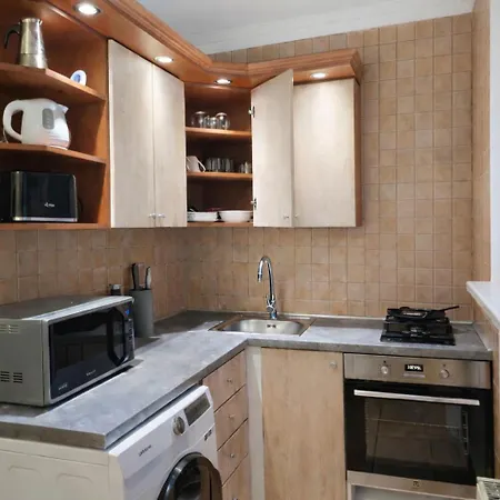 Comfort 28 - Great Value With Full Kitchen شقة ميسكولك