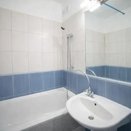 Comfort 28 - Great Value With Full Kitchen